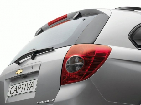 Фото  кроссовера Chevrolet Captiva (Шевроле Каптива)