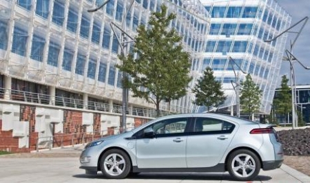 Тест-драйв электромобиля Chevrolet Volt