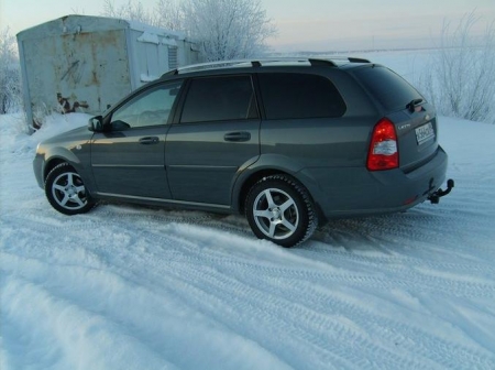 Отзыв автовладельца Chevrolet Lacetti универсал 2011