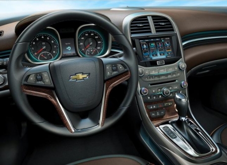 Фото нового Chevrolet Malibu 2013