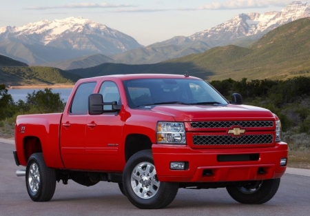 Chevrolet Silverado 1500 LTZ 2WD. Фото