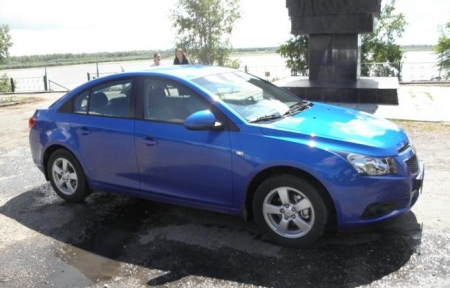 Chevrolet Cruze 2011 - отзыв автовладельца