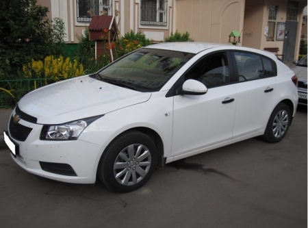 Chevrolet Cruze хэтчбек 2012 - отзыв автолюбителя