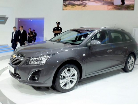 Тест-драйв Chevrolet Cruze в кузове универсал