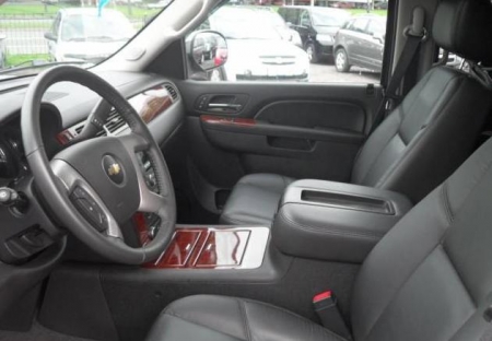 Отзыв автолюбителя Chevrolet Tahoe 2010 г.