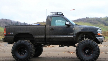 Chevrolet Silverado Monster