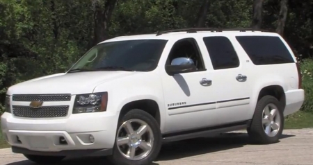 Chevrolet Suburban 2012 - отзыв