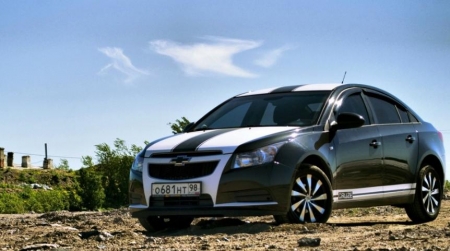 Chevrolet Cruze Black & White