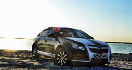 Chevrolet Cruze Black & White