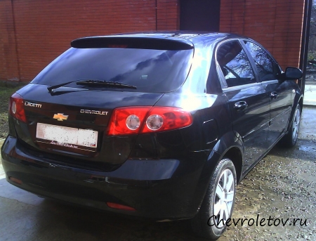 Установка спойлера на Chevrolet Lacetti