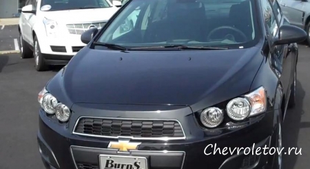 Фото Chevrolet Sonic 2013 седан