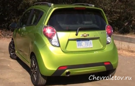 Chevrolet Spark 2013. Фотообзор