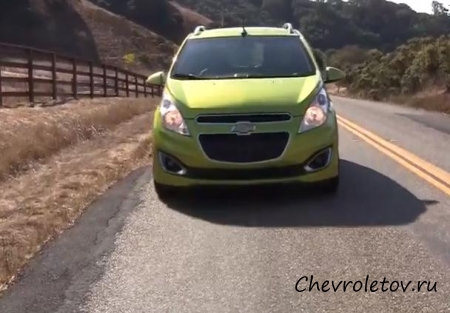 Chevrolet Spark 2013. Фотообзор