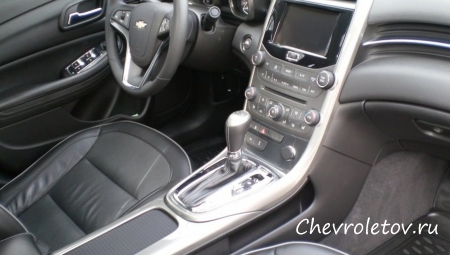 Chevrolet Malibu 2012 - отзыв владельца