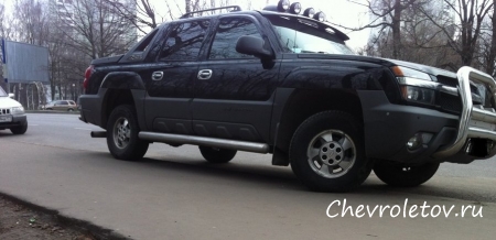 Отзыв Chevrolet Avalanche 5.3 4WD (2005 г.в.)