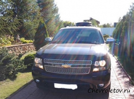 Отзыв Chevrolet Tahoe 5.3 i V8 AWD (2012 г.в.)