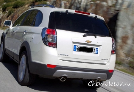 Тест-драйв Chevrolet Captiva 2.2D (2012)