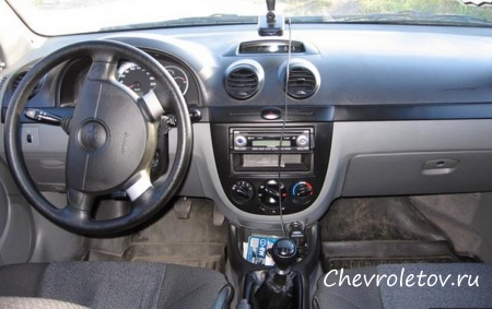 Отзыв Chevrolet Lacetti 1.4 (2011 г.в.)