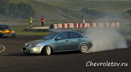 Отзыв о Chevrolet Lacetti (2008 г.в.)