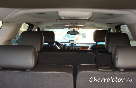 Chevrolet Suburban 2012 - отзыв владельца