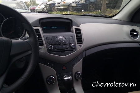 Chevrolet Cruze 2011 - отзыв владельца