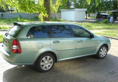 Установка спойлера на Chevrolet Lacetti Wagon